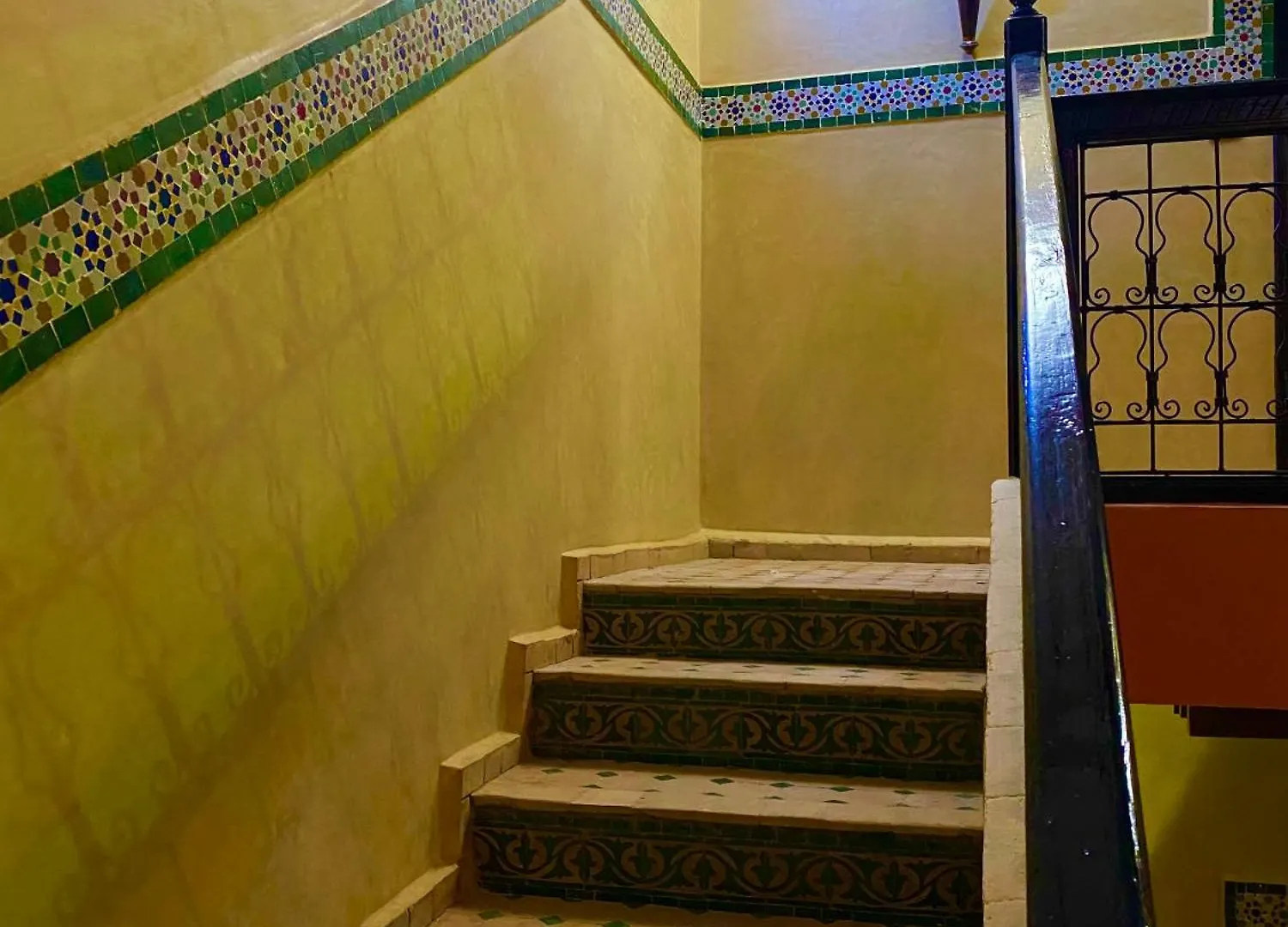 Hotel Riad Nezha Avec Jacuzzi Et 3 Piscines Au Coeur De Marrakesh